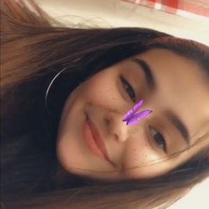 Meet your Posher, Georgia